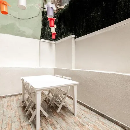 And Modern Flat Near Flower Passage Apartment Istanbul